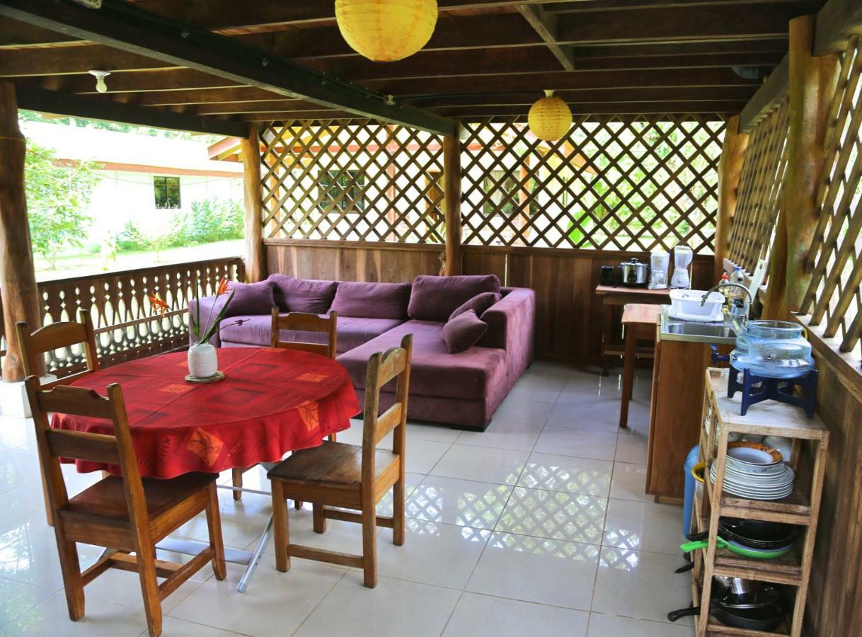 Hotel & Cabinas Nadine Cahuita Ngoại thất bức ảnh